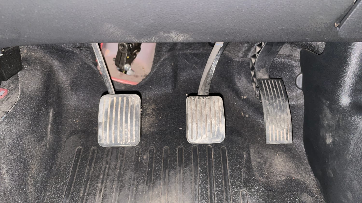 Used 2018 Hyundai Grand i10 Asta 1.2 Kappa VTVT Petrol Manual interior PEDALS VIEW