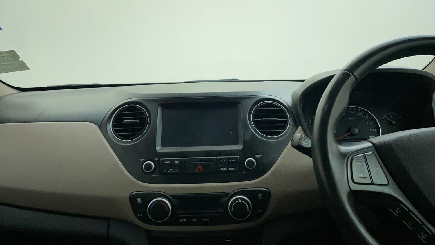 Used 2018 Hyundai Grand i10 Asta 1.2 Kappa VTVT Petrol Manual interior MUSIC SYSTEM & AC CONTROL VIEW