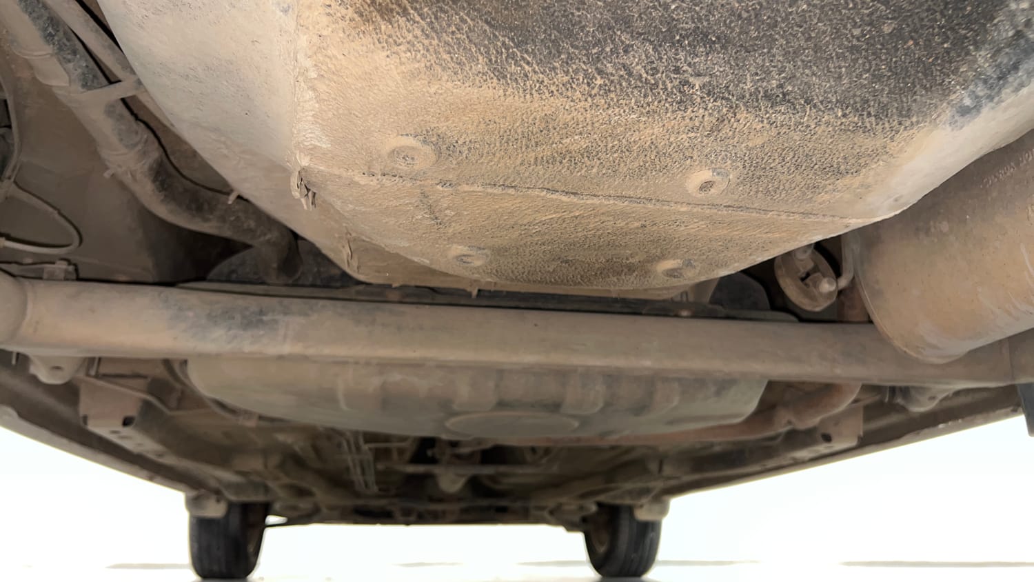 Used 2018 Tata Tiago Revotron XZA Petrol Automatic extra REAR UNDERBODY VIEW (TAKEN FROM REAR)