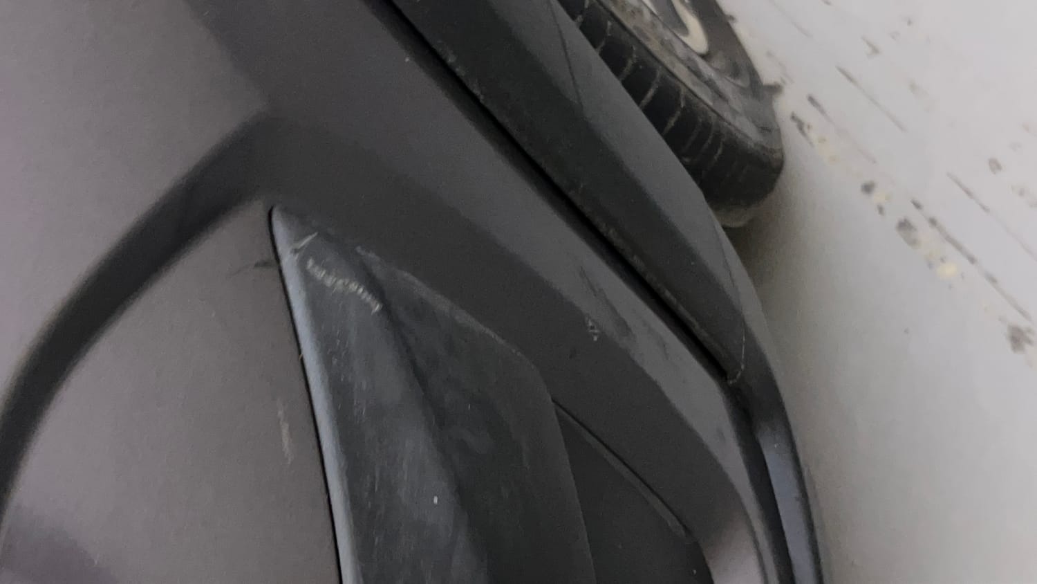 Used 2018 Honda BR-V V CVT Petrol Petrol Automatic dents MINOR SCRATCH