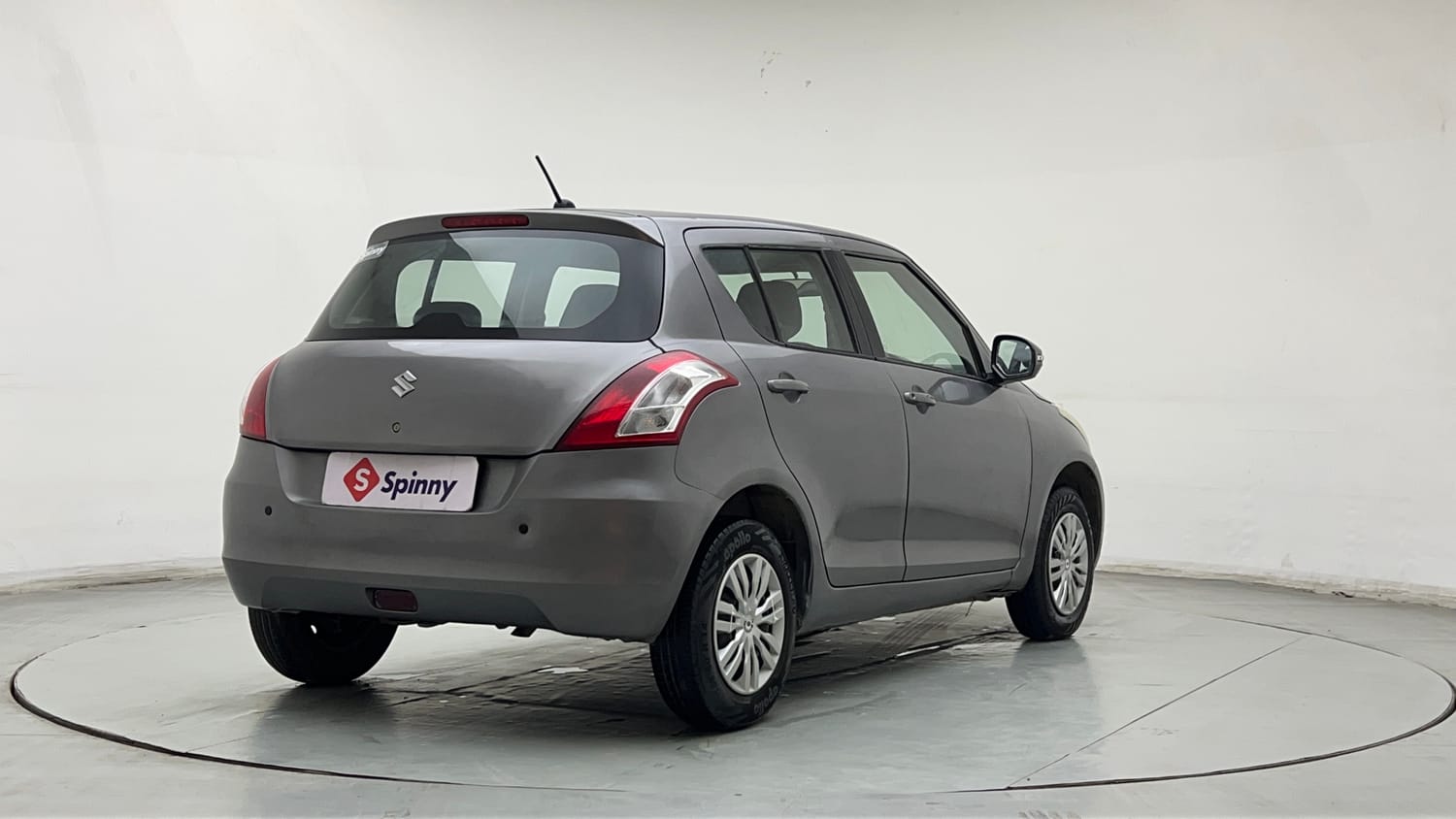 Used 2015 Maruti Suzuki Swift VXi Petrol Manual exterior RIGHT REAR CORNER VIEW