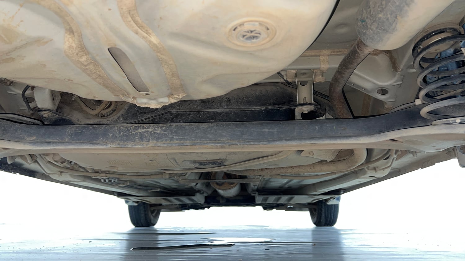 Used 2021 Maruti Suzuki Swift VXi Petrol Manual extra REAR UNDERBODY VIEW (TAKEN FROM REAR)