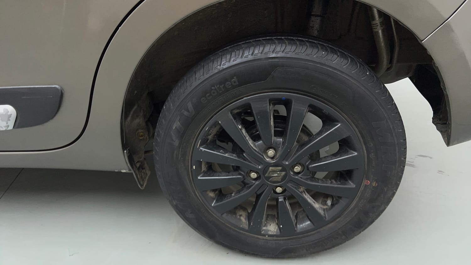 Used 2023 Maruti Suzuki Wagon R ZXI Plus 1.2 AGS Petrol Automatic tyres LEFT REAR TYRE RIM VIEW