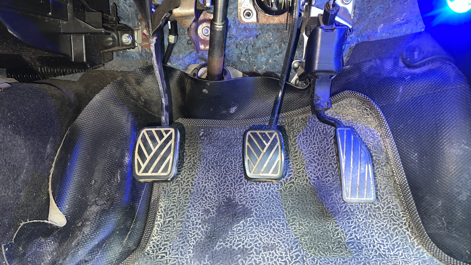 Used 2021 Maruti Suzuki Ignis Zeta 1.2 MT Petrol Manual interior PEDALS VIEW