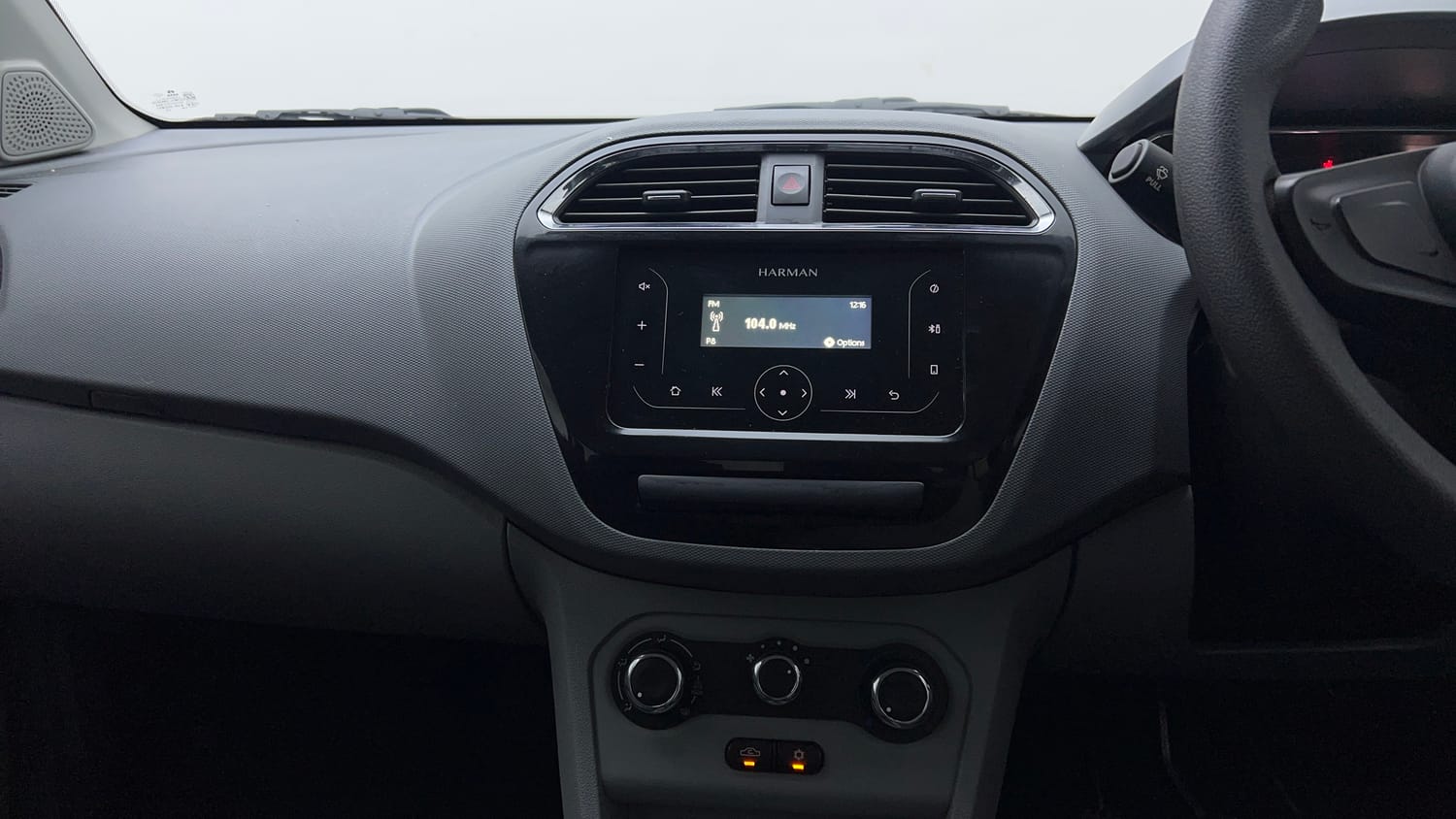 Used 2020 Tata Tigor XM Petrol Manual interior MUSIC SYSTEM & AC CONTROL VIEW