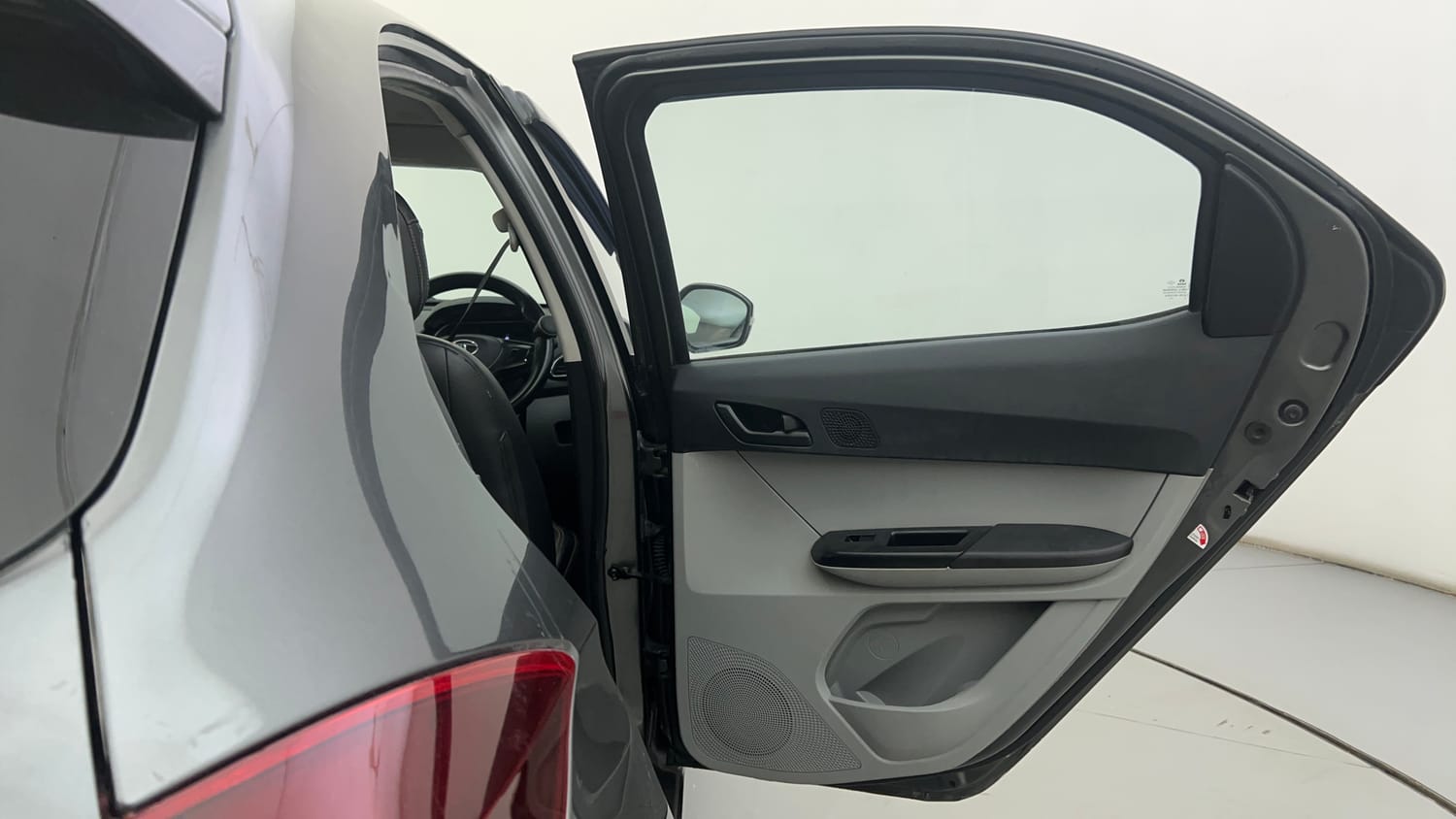Used 2022 Tata Tiago XT CNG Cng Manual interior RIGHT REAR DOOR OPEN VIEW