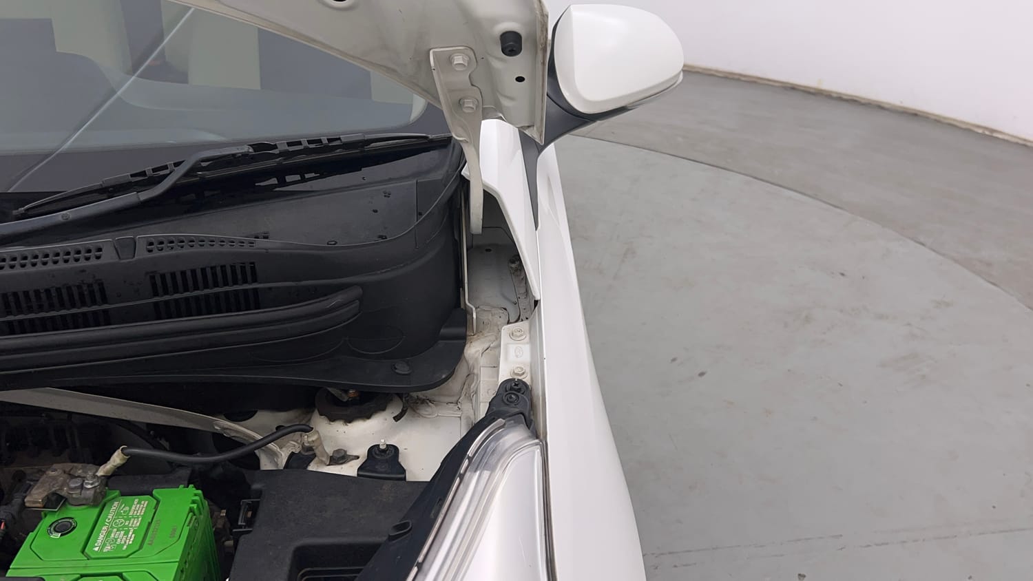 Used 2017 Hyundai Grand i10 Asta 1.2 Kappa VTVT Petrol Manual engine ENGINE LEFT SIDE HINGE & APRON VIEW