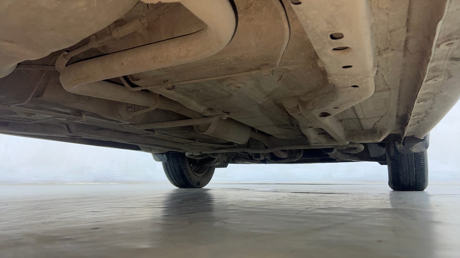Used 2022 Tata Tigor XZ Plus CNG Cng Manual extra REAR RIGHT UNDERBODY VIEW
