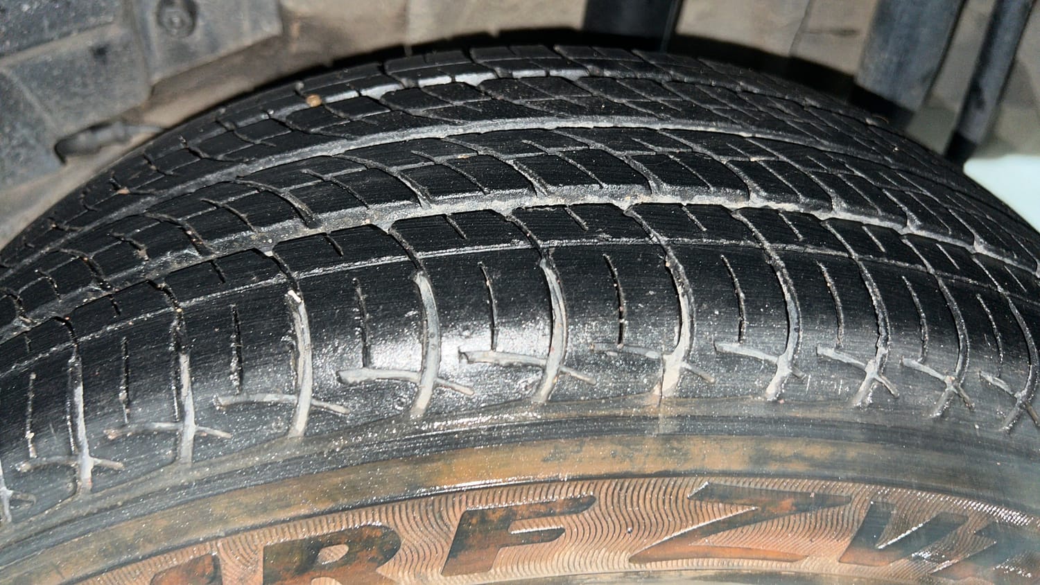 Used 2023 Tata Tigor XZ CNG Cng Manual tyres LEFT REAR TYRE TREAD VIEW