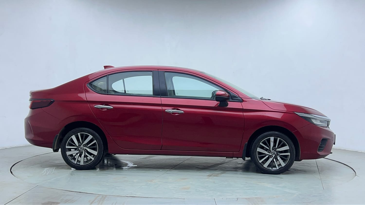 Used 2022 Honda City ZX Petrol Petrol Manual exterior RIGHT SIDE VIEW