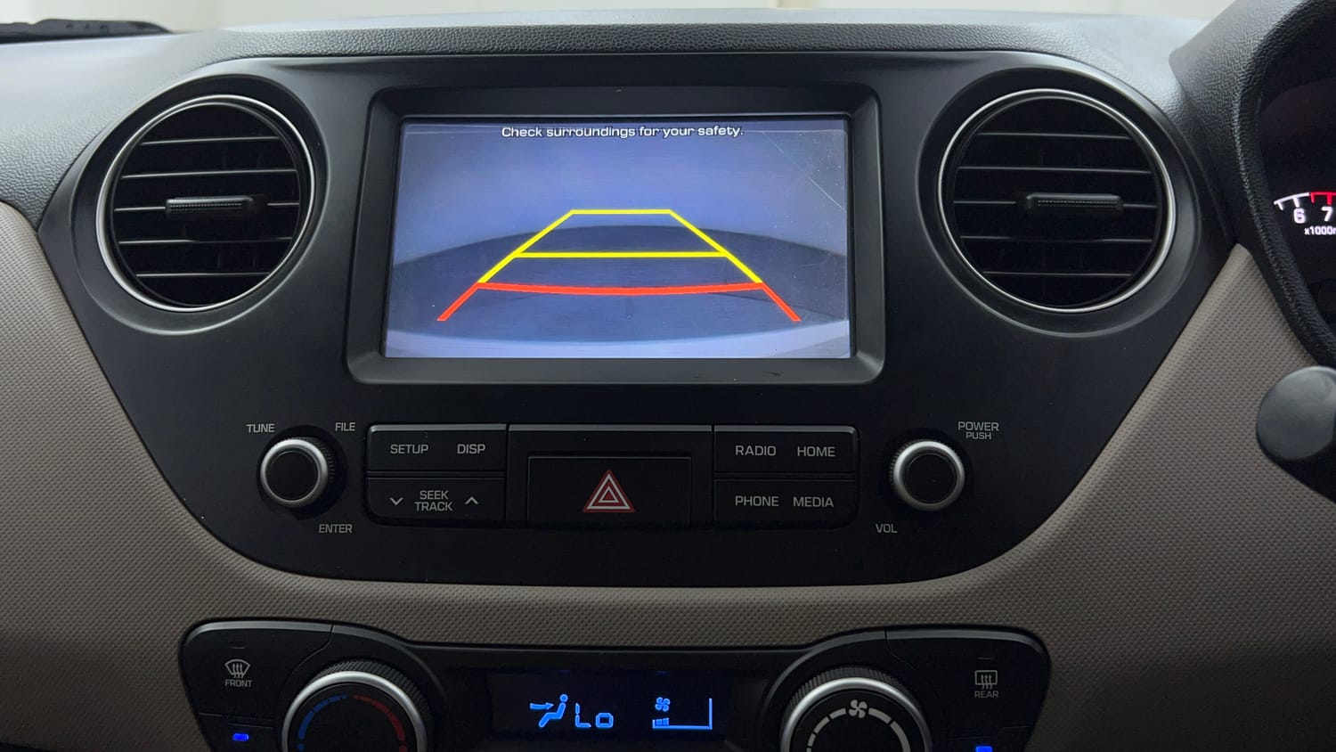 Used 2017 Hyundai Grand i10 Asta 1.2 Kappa VTVT Petrol Manual top_features Rear camera