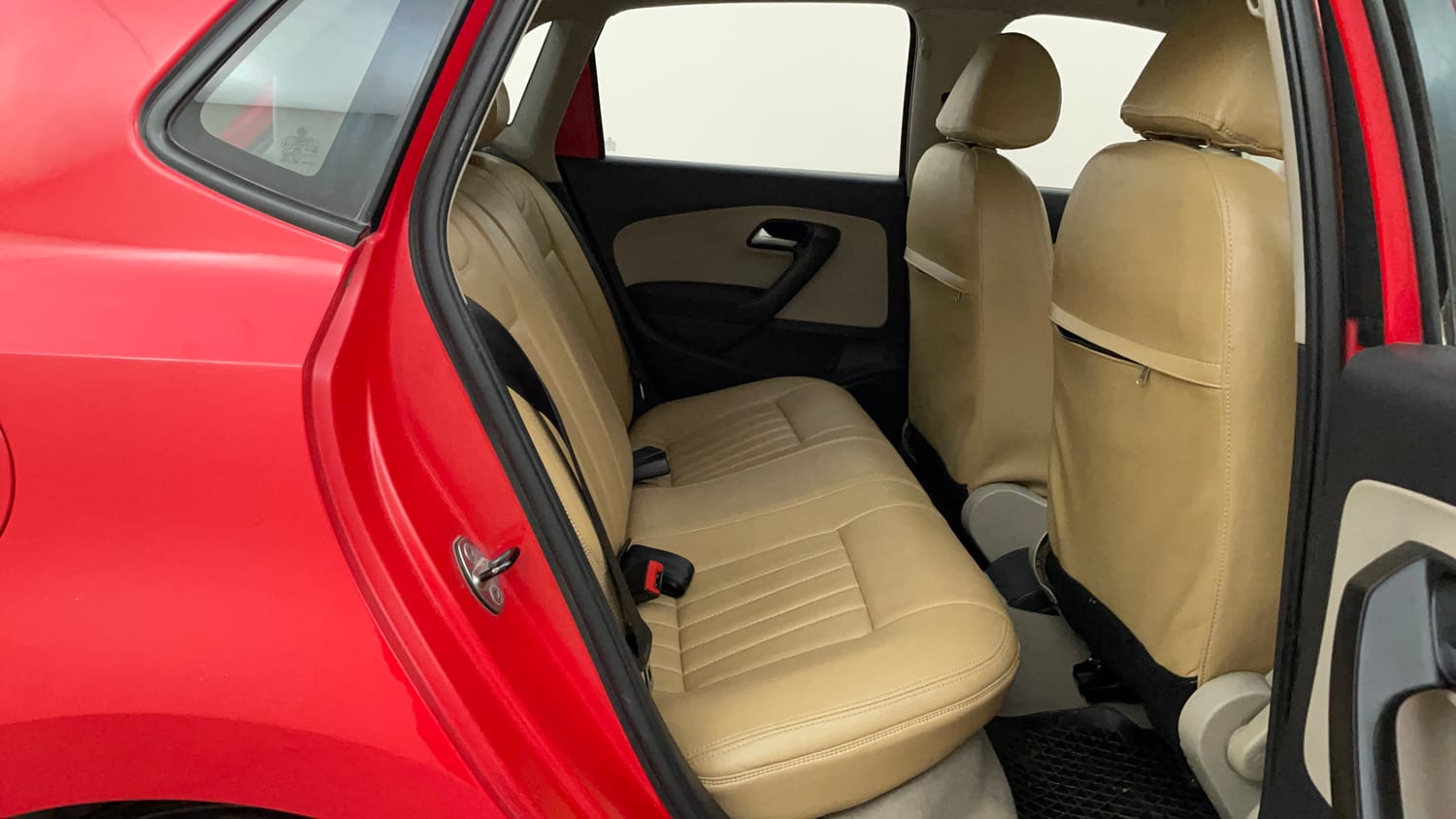 Used 2014 Volkswagen Polo Highline1.2L (P) Petrol Manual interior RIGHT SIDE REAR DOOR CABIN VIEW