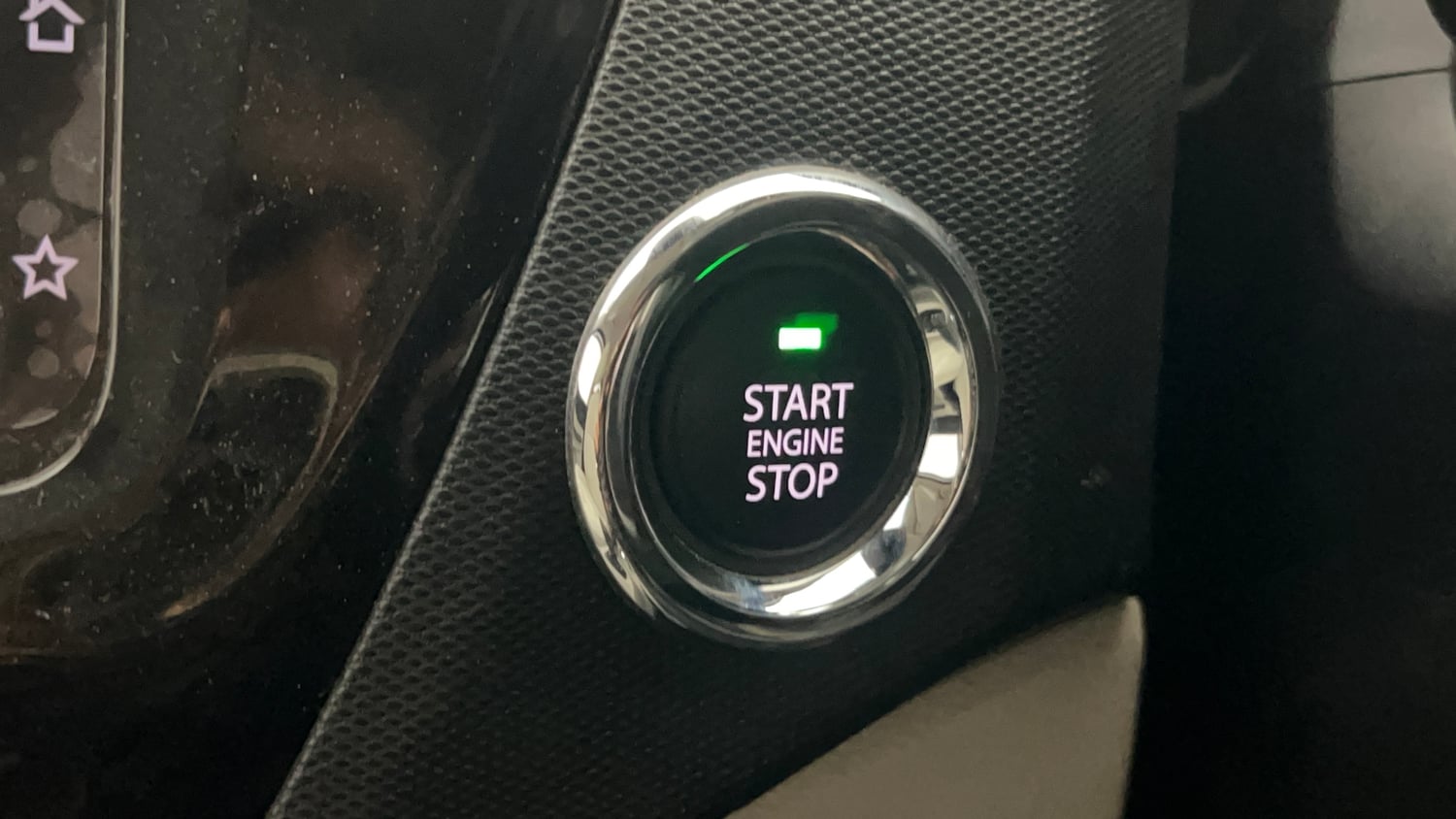 Used 2023 Tata Tigor XZA Plus Leatherette Pack Petrol Automatic top_features Keyless start