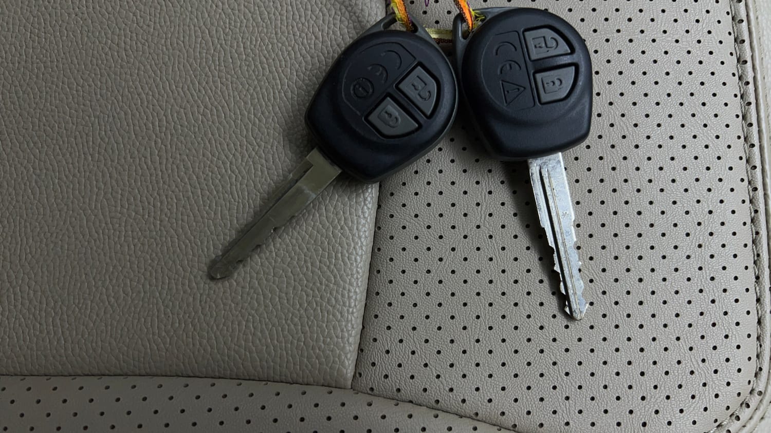 Used 2022 Maruti Suzuki New Ertiga VXi Petrol Manual extra CAR KEY VIEW
