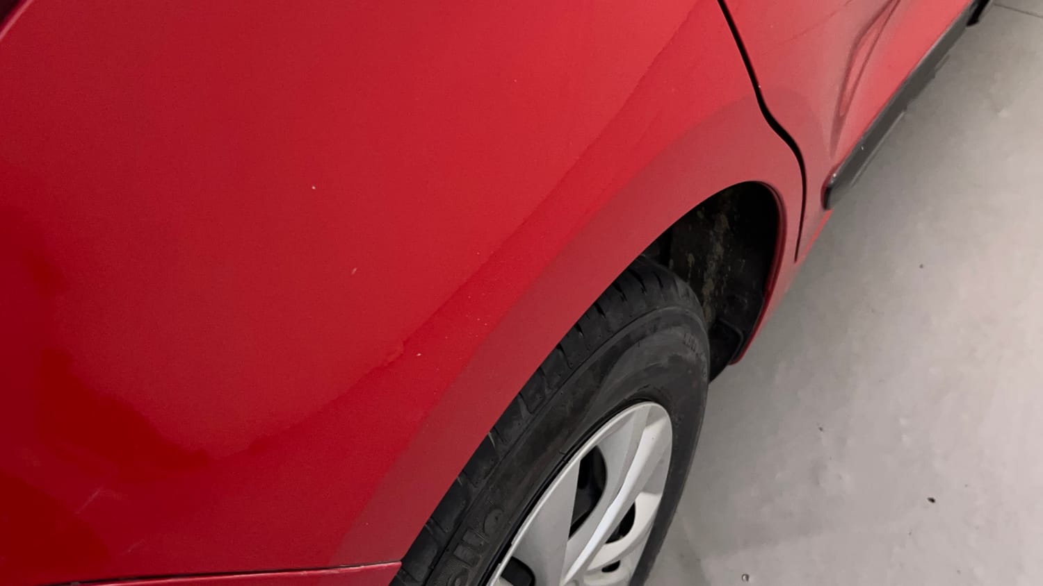 Used 2019 Maruti Suzuki Swift VXi AMT Petrol Automatic dents MINOR SCRATCH