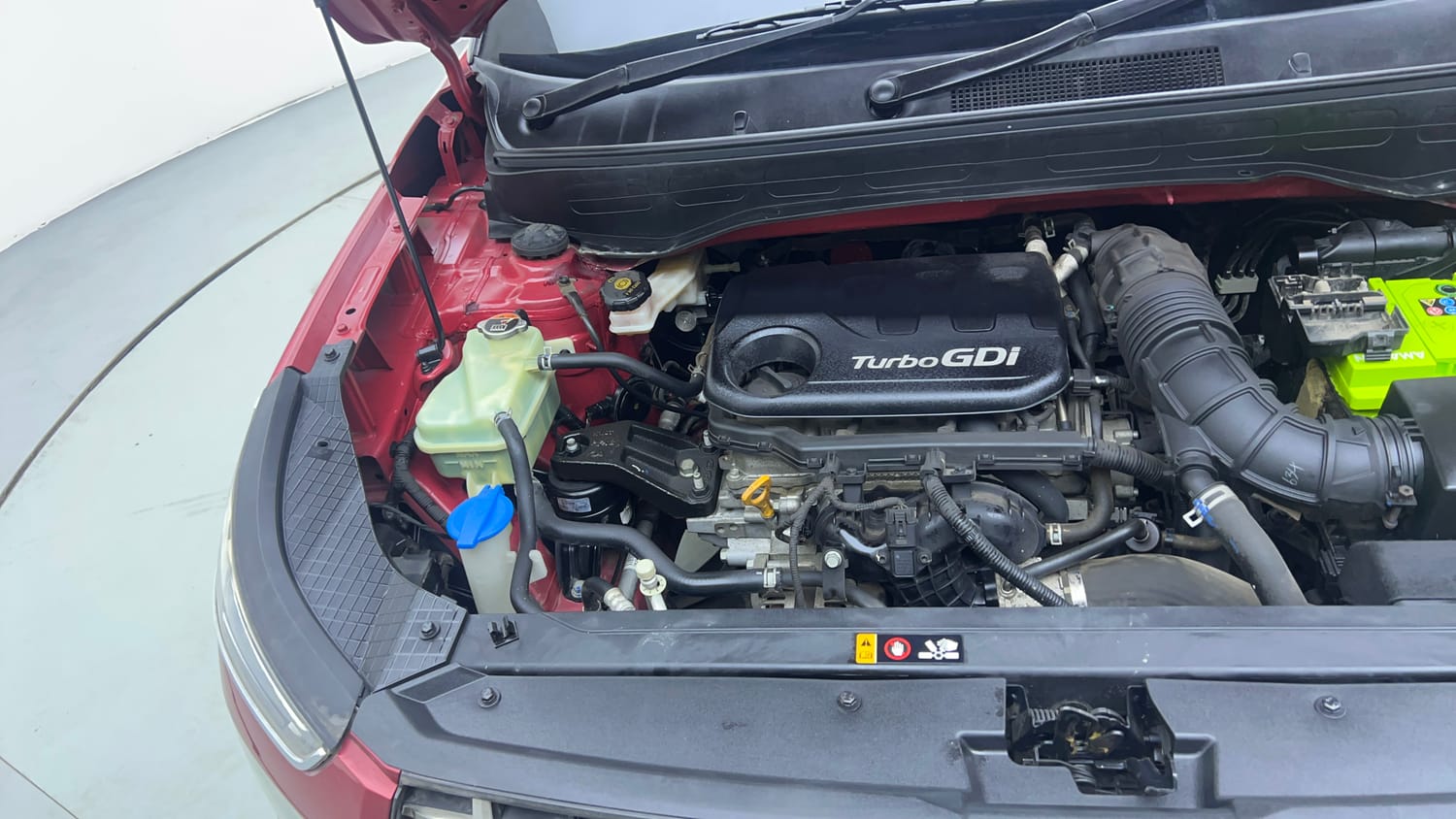 Used 2019 Hyundai Venue SX Plus 1.0 Turbo DCT Dual Tone Petrol Automatic engine ENGINE RIGHT SIDE VIEW