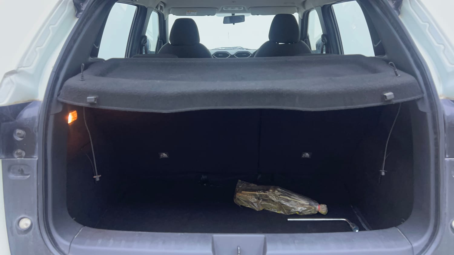 Used 2021 Nissan Magnite XV Premium Turbo CVT Petrol Automatic interior DICKY INSIDE VIEW