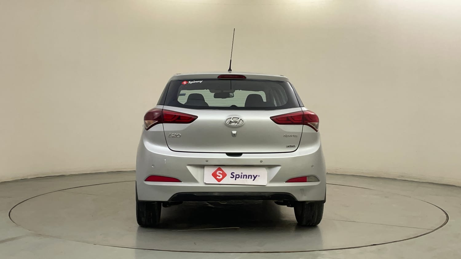 Used 2015 Hyundai Elite i20 Sportz 1.2 (O) Petrol Manual exterior BACK VIEW