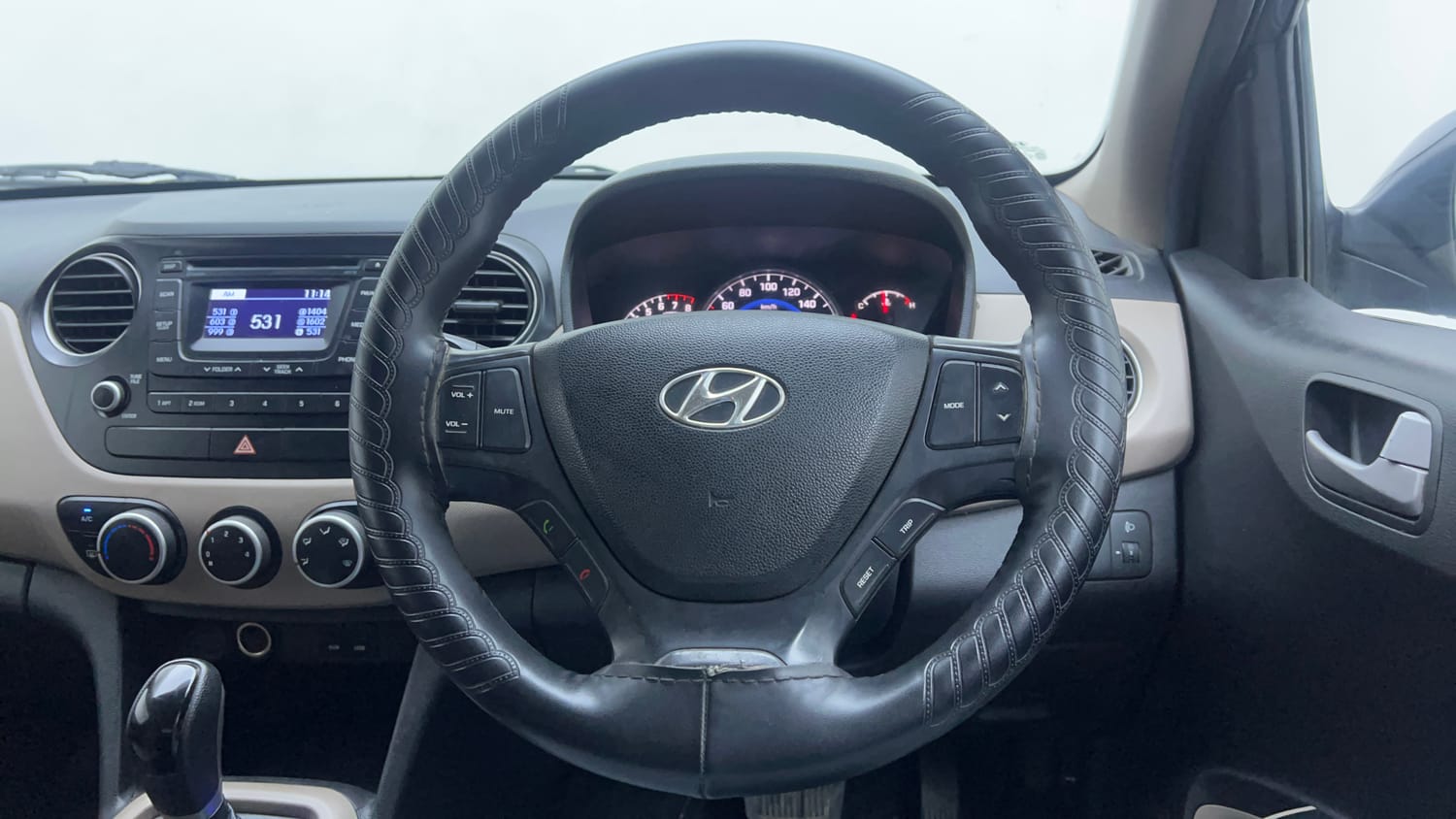 Used 2014 Hyundai Grand i10 Asta AT 1.2 Kappa VTVT Petrol Automatic interior STEERING VIEW