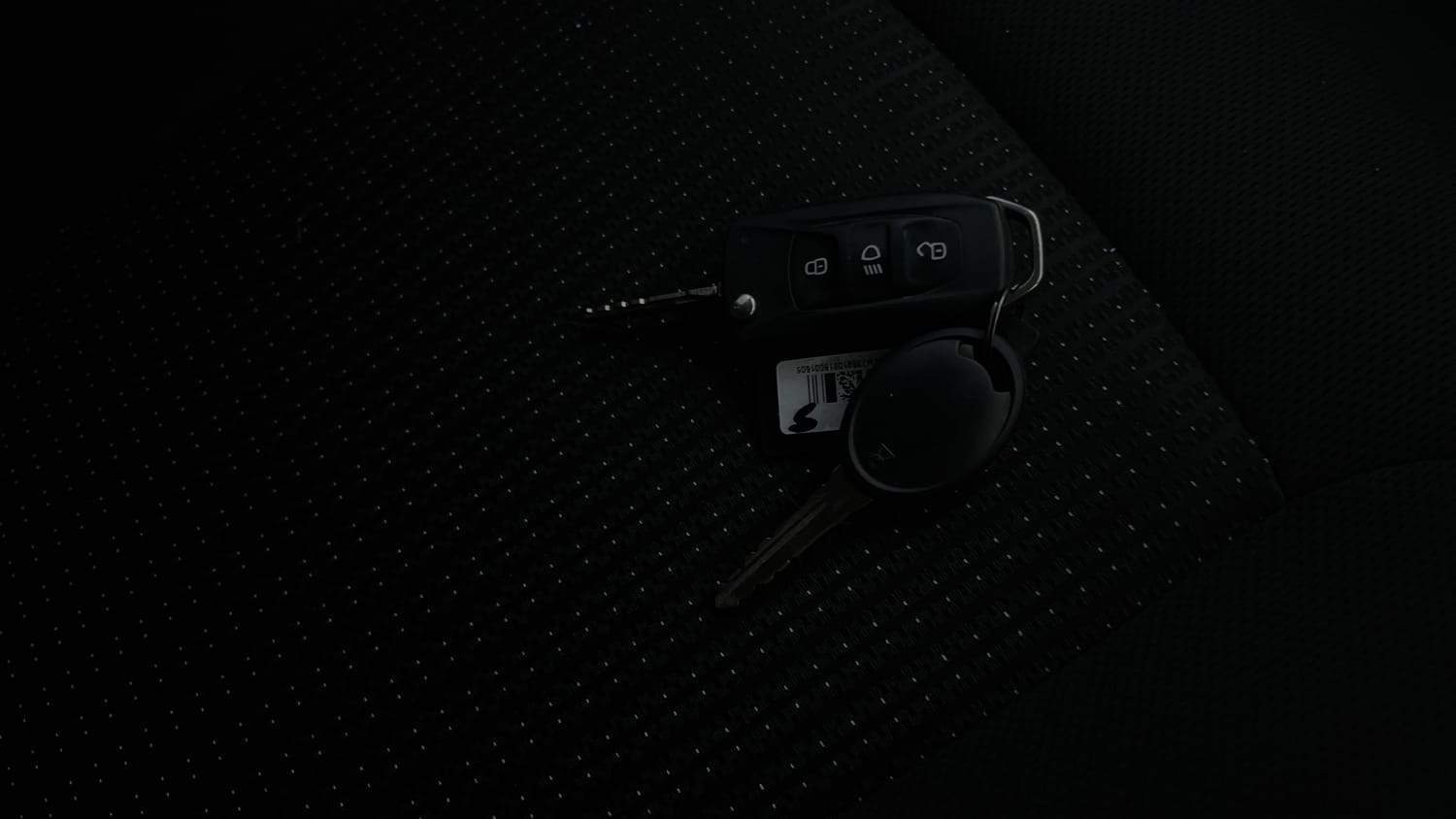 Used 2018 Tata Tigor Revotron XZA Petrol Automatic extra CAR KEY VIEW