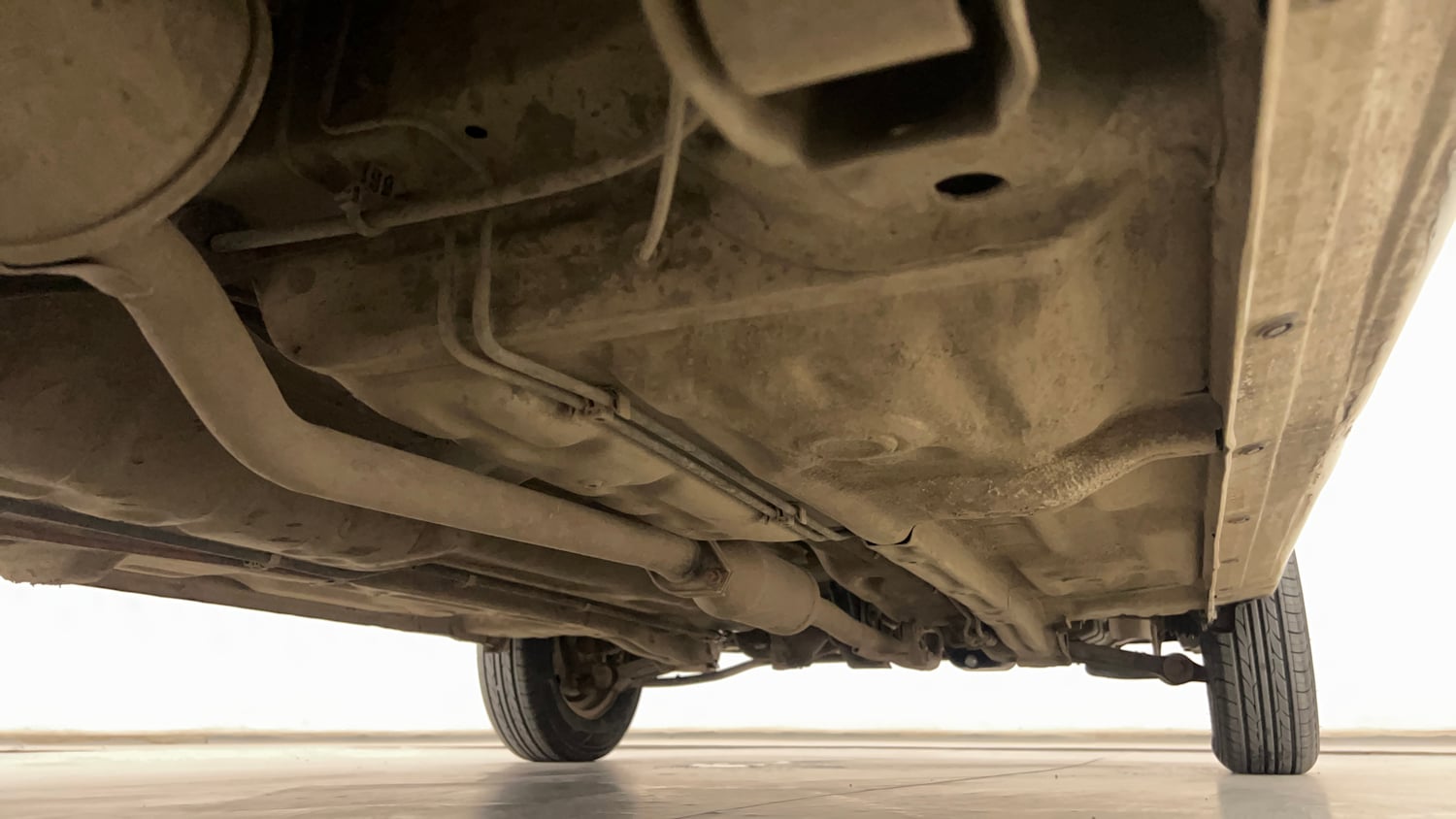 Used 2020 Maruti Suzuki Alto 800 LXi Petrol Manual extra REAR RIGHT UNDERBODY VIEW
