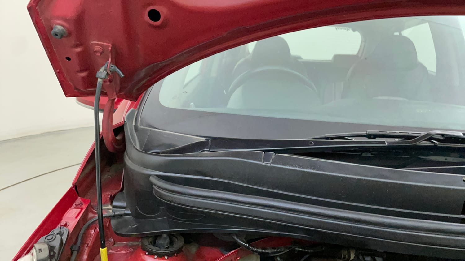 Used 2018 Hyundai Grand i10 Asta 1.2 Kappa VTVT Petrol Manual engine ENGINE RIGHT SIDE HINGE & APRON VIEW