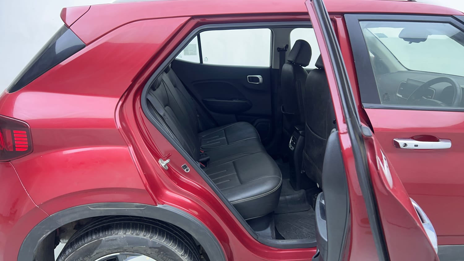 Used 2019 Hyundai Venue SX Plus 1.0 Turbo DCT Petrol Automatic interior RIGHT SIDE REAR DOOR CABIN VIEW