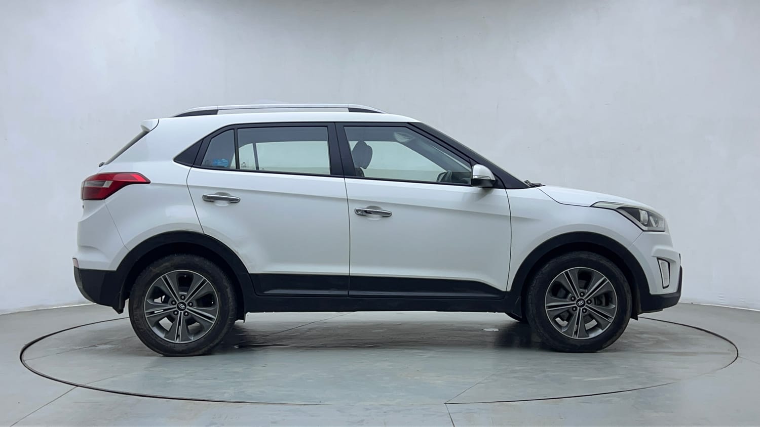 Used 2018 Hyundai Creta SX Plus 1.6 AT Petrol Petrol Automatic exterior RIGHT SIDE VIEW