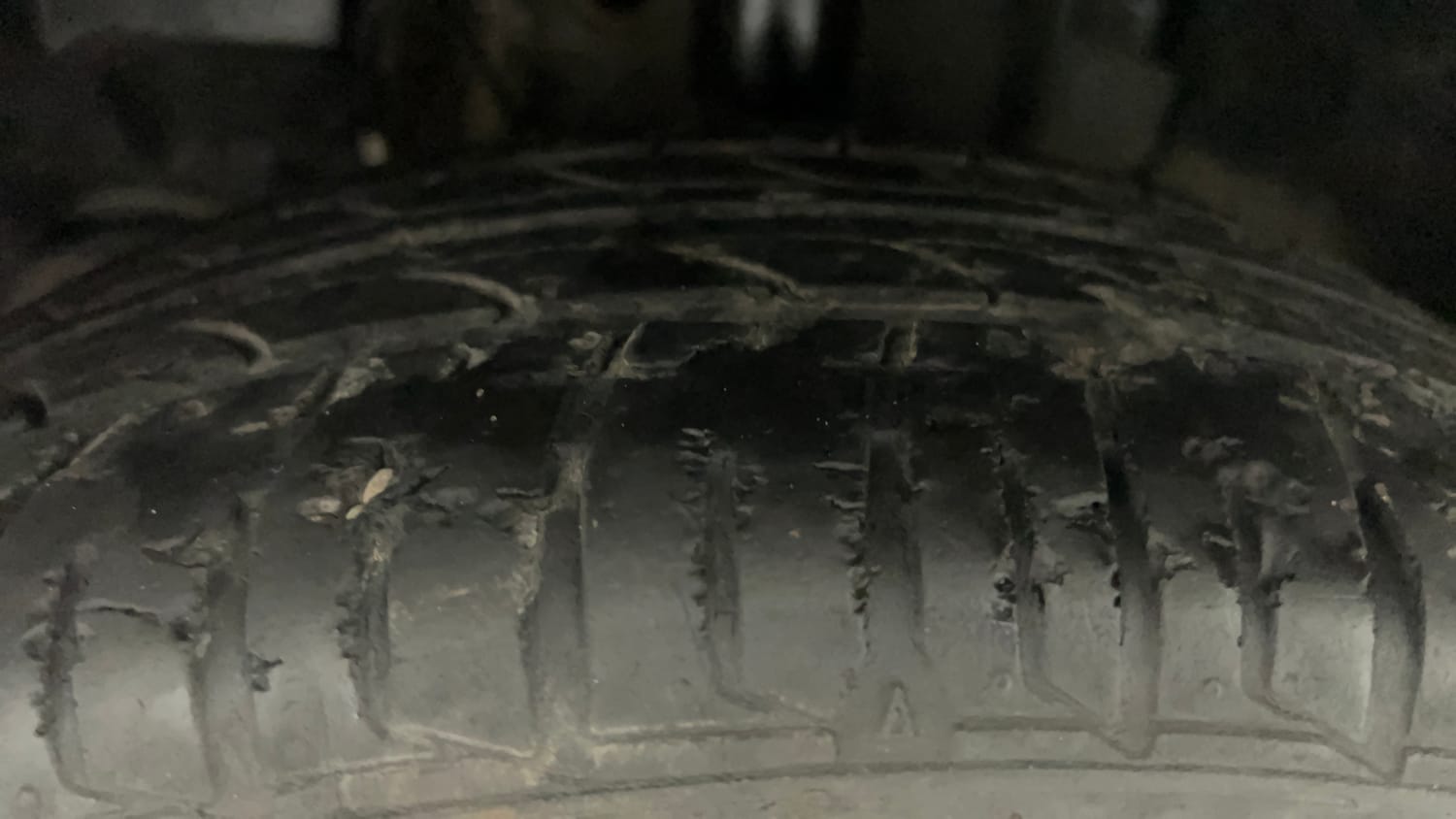 Used 2022 Tata Tiago XT CNG Cng Manual tyres LEFT FRONT TYRE TREAD VIEW
