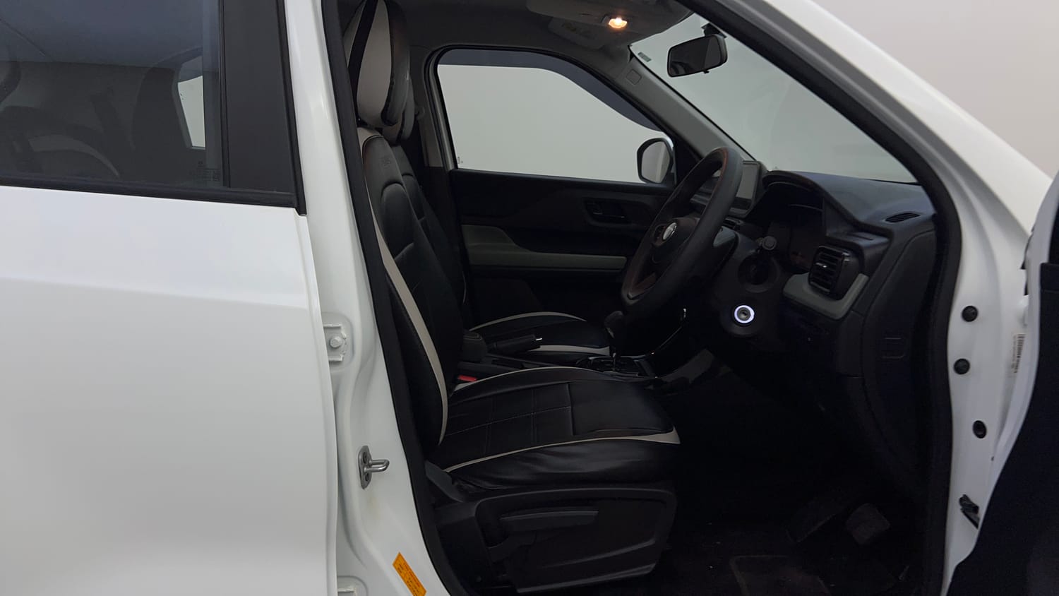 Used 2025 Tata Punch Adventure Plus AMT Petrol Automatic interior RIGHT SIDE FRONT DOOR CABIN VIEW