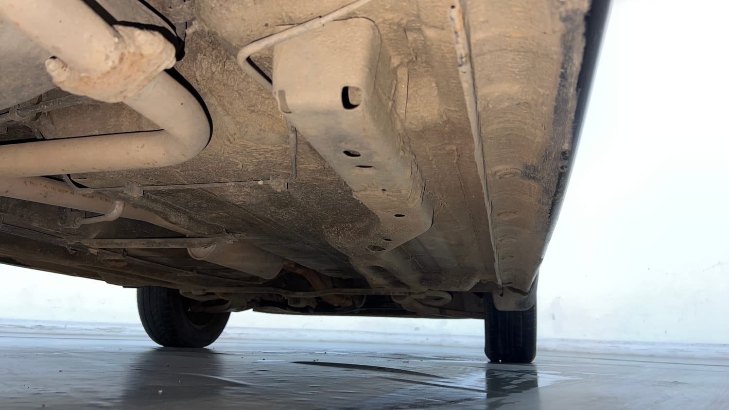 Used 2020 Tata Tigor XM Petrol Manual extra REAR RIGHT UNDERBODY VIEW