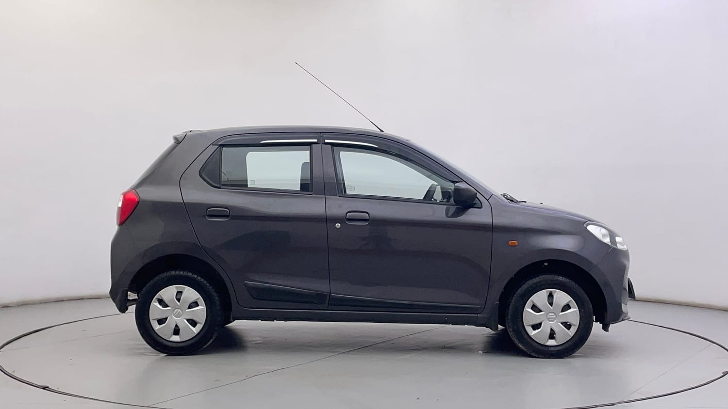 Used 2023 Maruti Suzuki Alto K10 VXi Petrol Manual exterior RIGHT SIDE VIEW