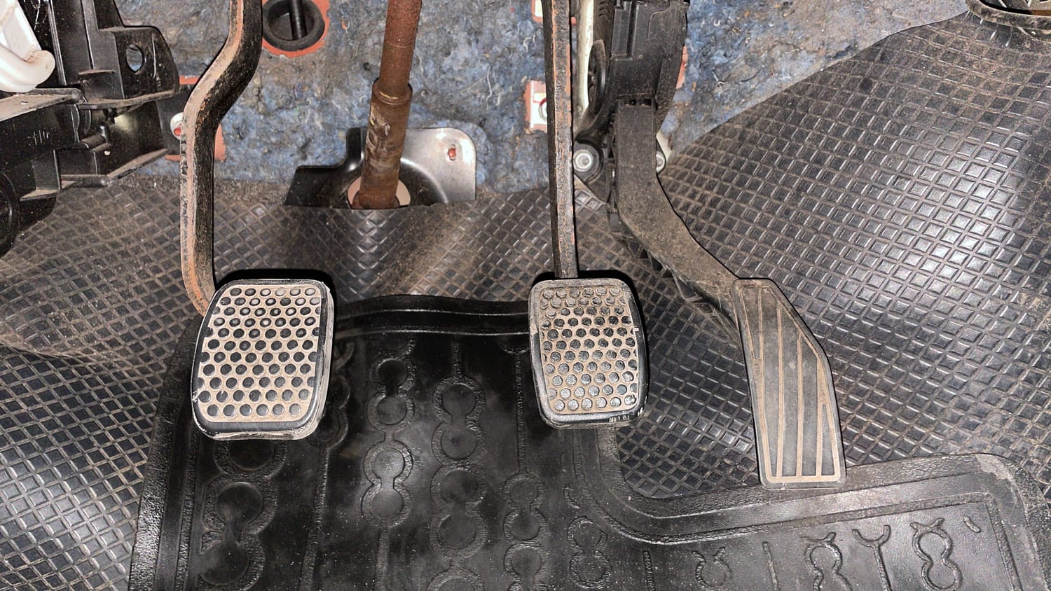 Used 2018 Maruti Suzuki Alto 800 LXi Petrol Manual interior PEDALS VIEW