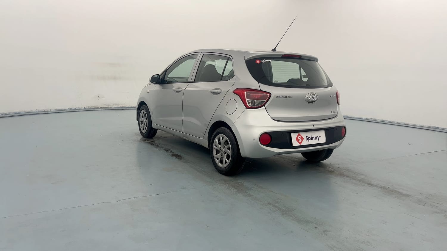 Used 2017 Hyundai Grand i10 Sportz 1.2 Kappa VTVT Petrol Manual exterior LEFT REAR CORNER VIEW