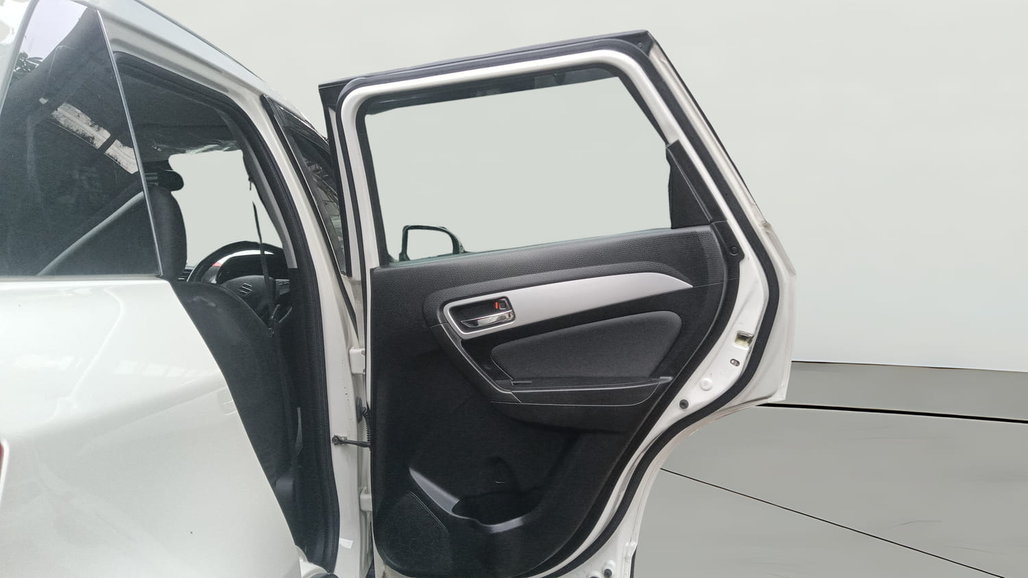 Used 2020 maruti-suzuki Vitara Brezza ZXi Plus Petrol Manual interior RIGHT REAR DOOR OPEN VIEW