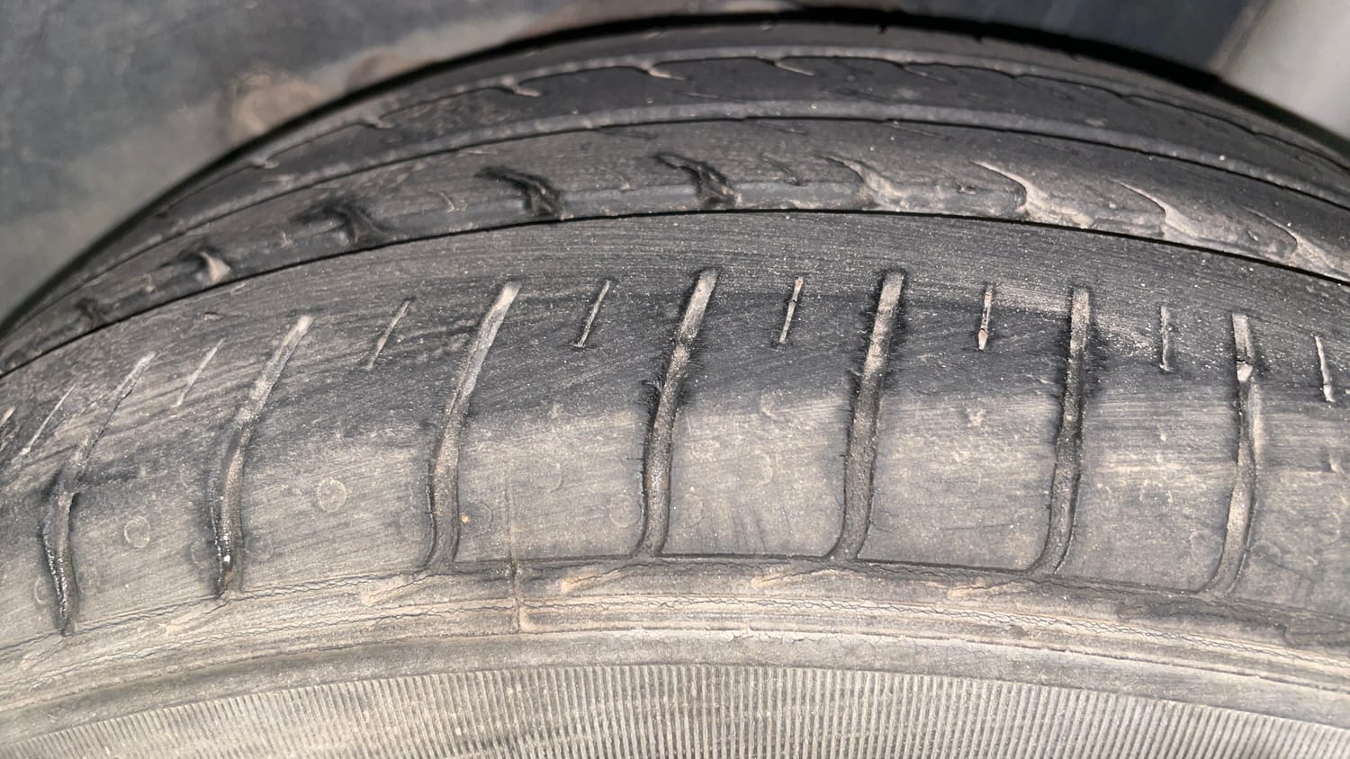 Used 2021 Ford Freestyle Titanium Plus 1.2 Ti-VCT Petrol Manual tyres LEFT REAR TYRE TREAD VIEW