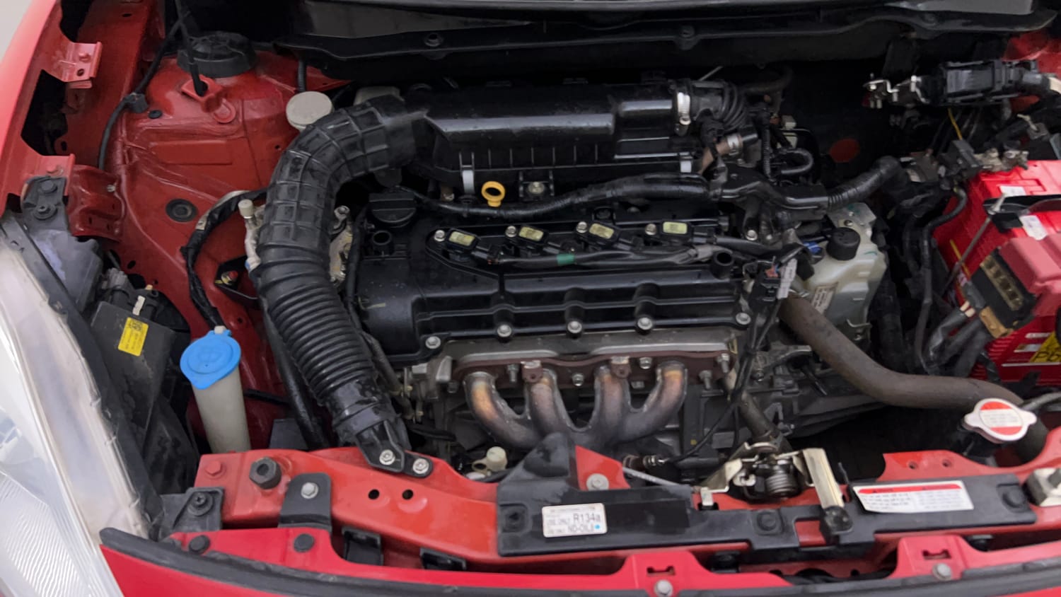 Used 2019 Maruti Suzuki Swift VXi AMT Petrol Automatic engine ENGINE RIGHT SIDE VIEW