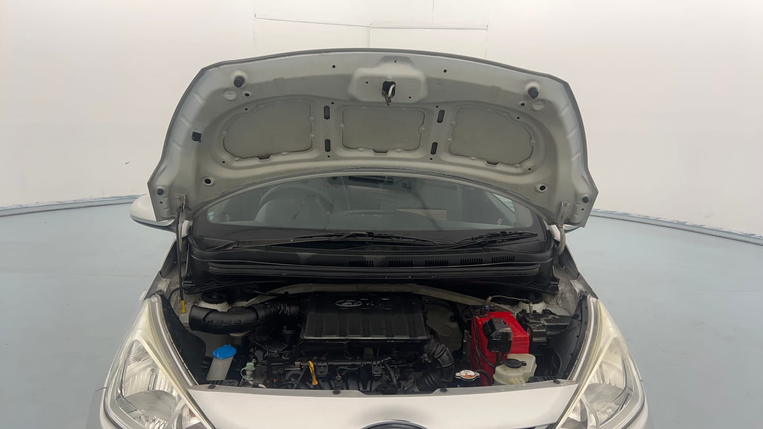 Used 2017 Hyundai Grand i10 Sportz 1.2 Kappa VTVT Petrol Manual engine ENGINE & BONNET OPEN FRONT VIEW