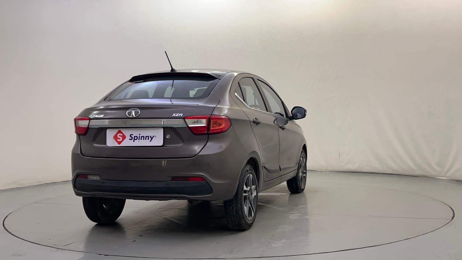 Used 2018 Tata Tigor Revotron XZA Petrol Automatic exterior RIGHT REAR CORNER VIEW