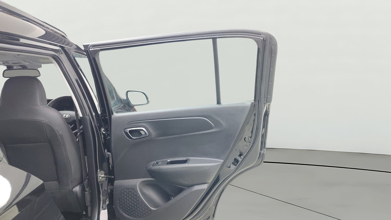 Used 2025 Hyundai Exter SX (O) Connect 1.2 AMT Knight Edition Petrol Automatic interior RIGHT REAR DOOR OPEN VIEW