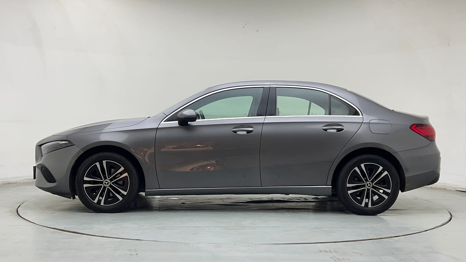 Used 2025 Mercedes-Benz A-Class Limousine 200 Petrol Automatic exterior LEFT SIDE VIEW