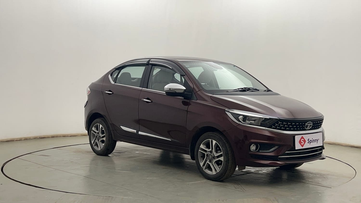 Used 2023 Tata Tigor XZA Plus Leatherette Pack Petrol Automatic exterior RIGHT FRONT CORNER VIEW