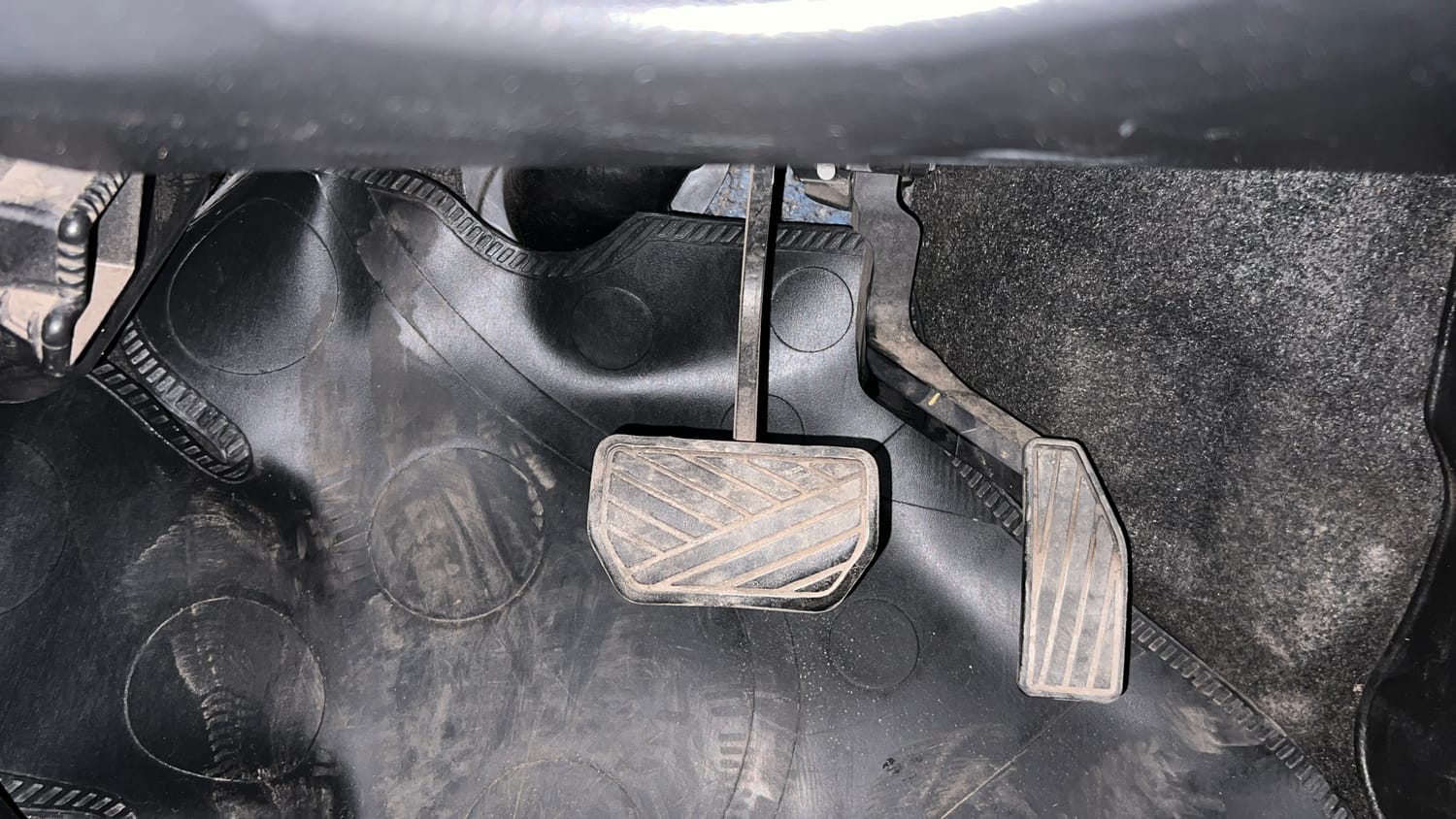 Used 2016 Maruti Suzuki Wagon R 1.0 VXI AMT Petrol Automatic interior PEDALS VIEW