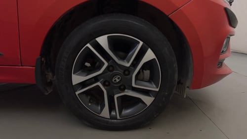 Used 2020 Tata Tiago XZA Plus Petrol Automatic tyres RIGHT FRONT TYRE RIM VIEW