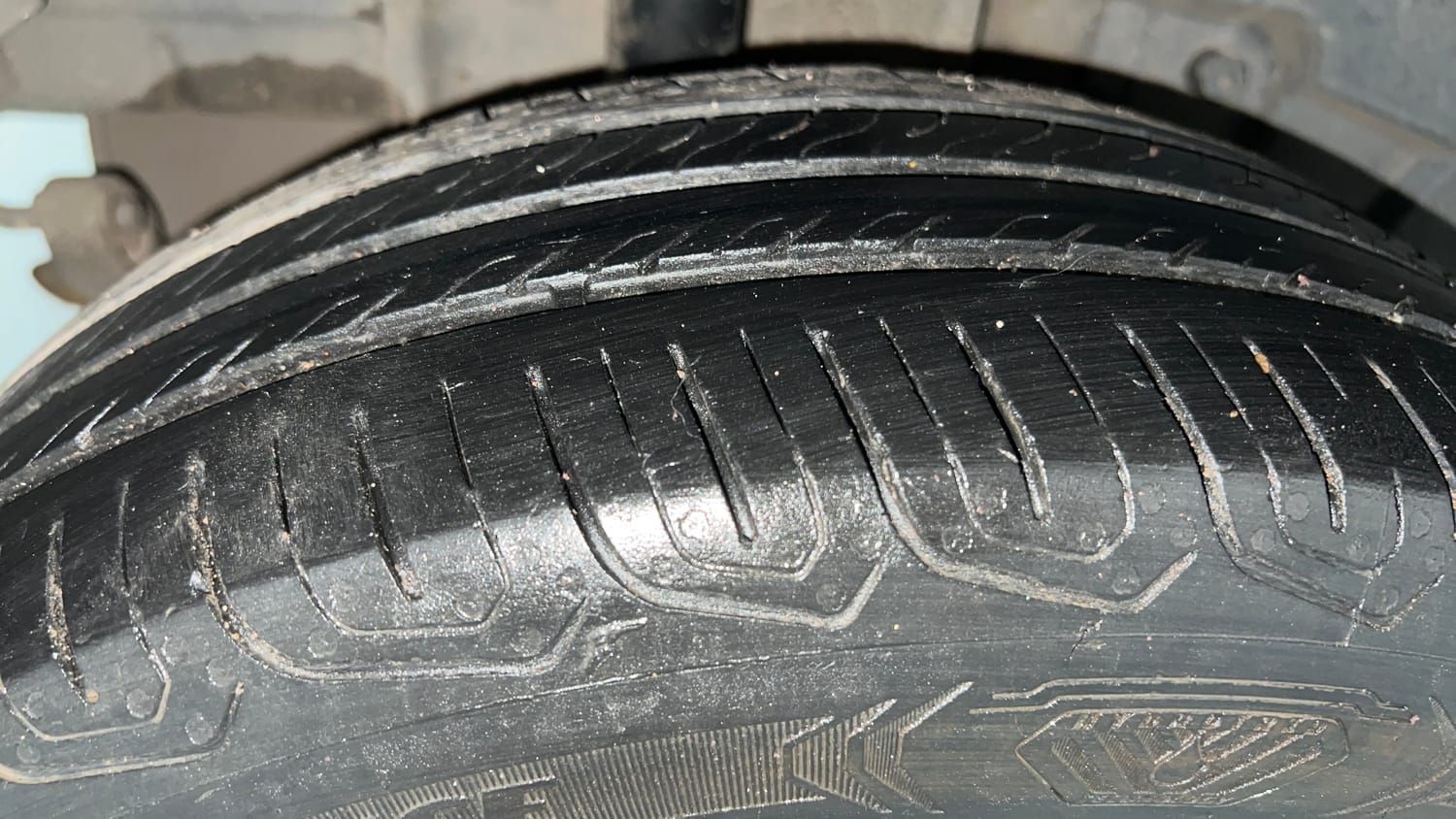 Used 2023 Tata Tigor XZ CNG Cng Manual tyres RIGHT REAR TYRE TREAD VIEW