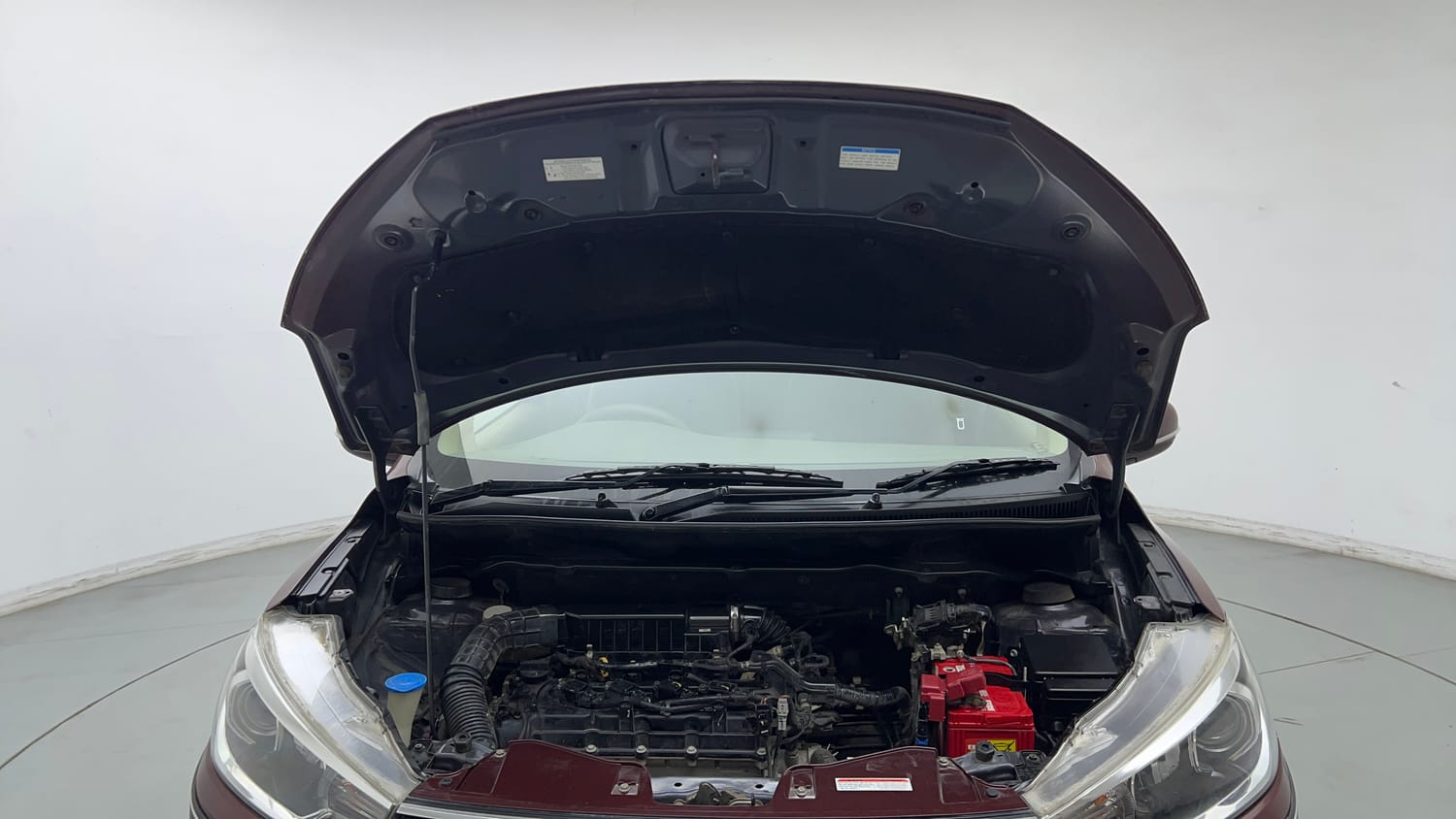 Used 2022 Maruti Suzuki New Ertiga VXi Petrol Manual engine ENGINE & BONNET OPEN FRONT VIEW
