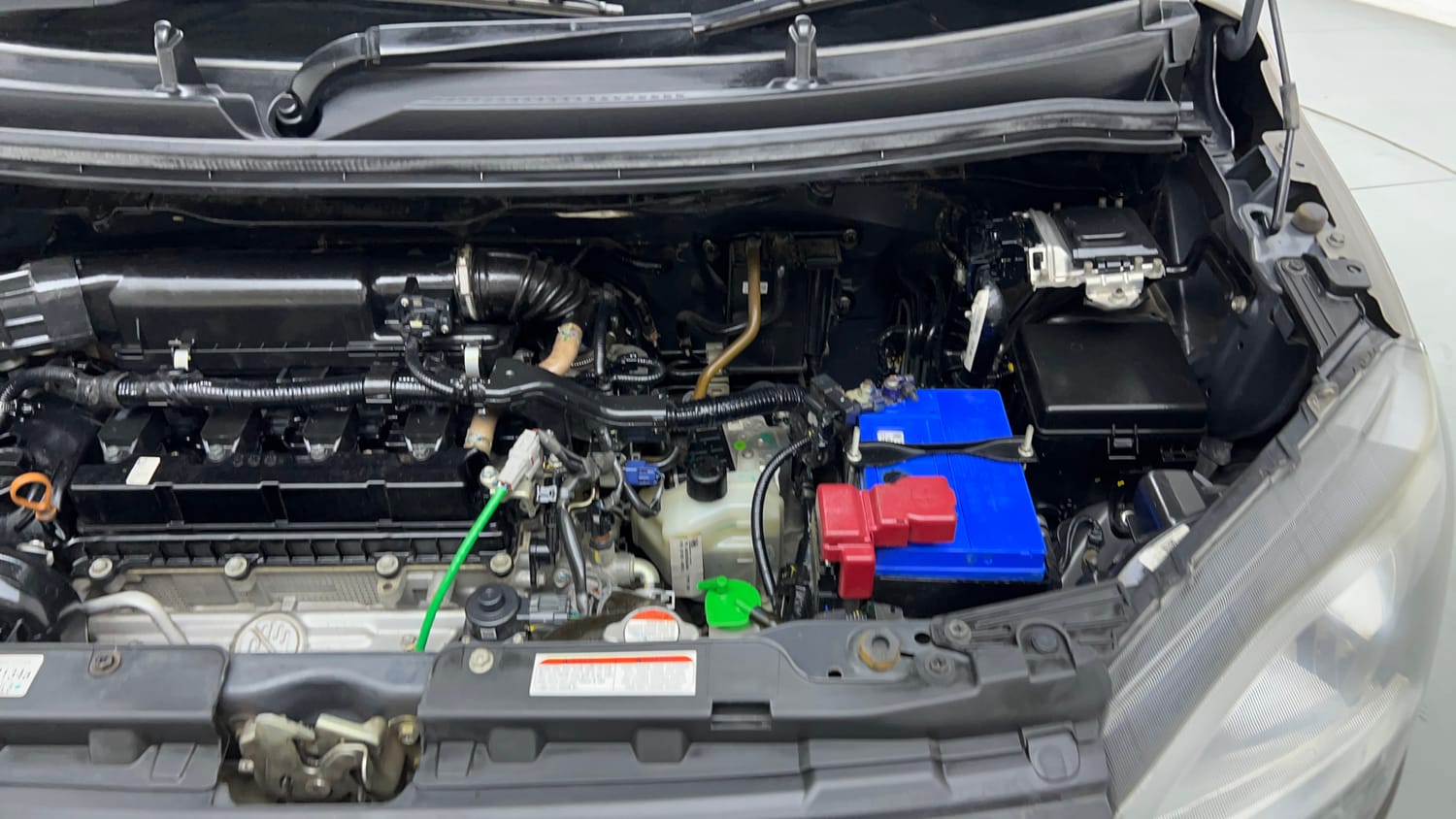 Used 2023 Maruti Suzuki Wagon R ZXI Plus 1.2 AGS Petrol Automatic engine ENGINE LEFT SIDE VIEW