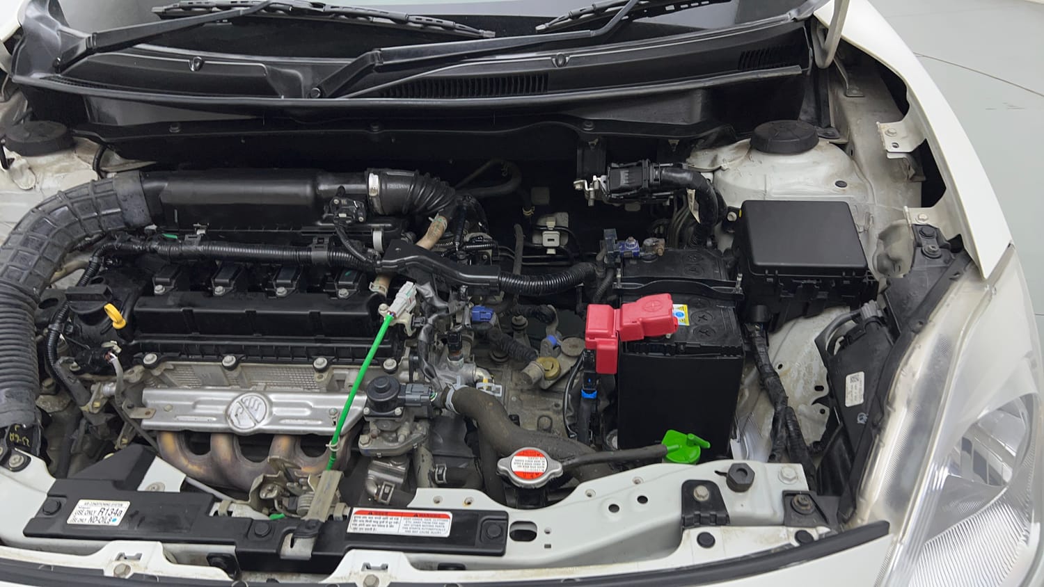 Used 2021 Maruti Suzuki Swift VXi Petrol Manual engine ENGINE LEFT SIDE VIEW