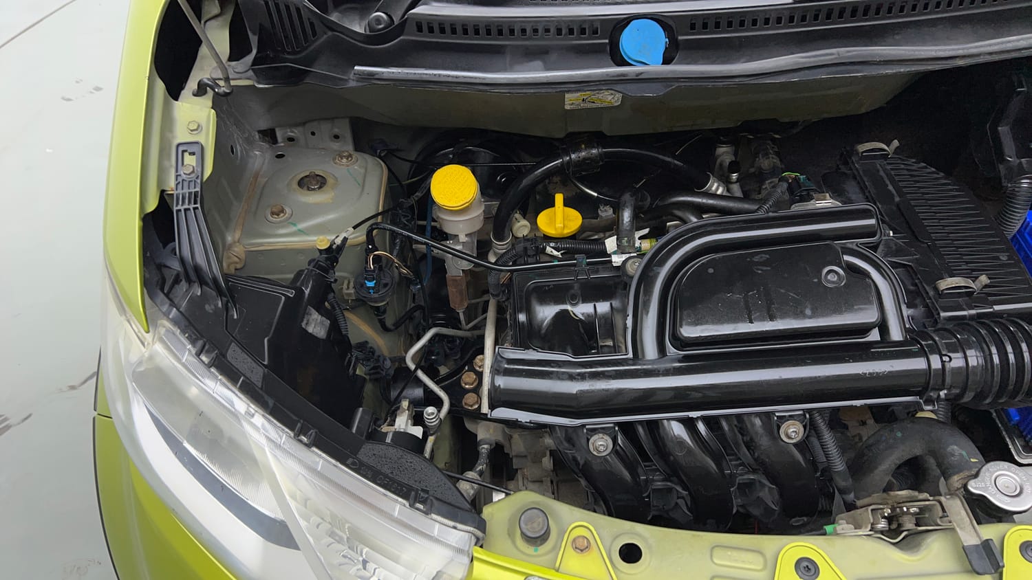 Used 2017 Datsun Redi-GO S Petrol Manual engine ENGINE RIGHT SIDE VIEW