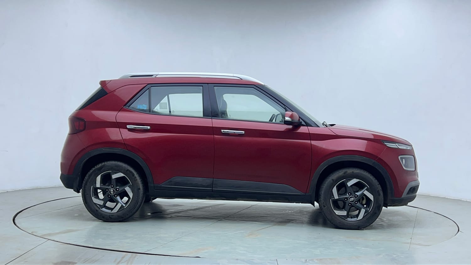 Used 2019 Hyundai Venue SX Plus 1.0 Turbo DCT Petrol Automatic exterior RIGHT SIDE VIEW